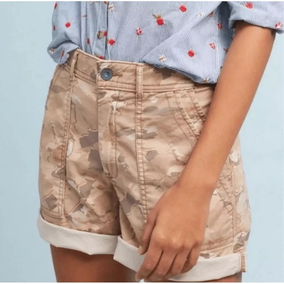 Anthropologie The Wanderer Shorts in Khaki Camo- Size 26 - Picture 1 of 6